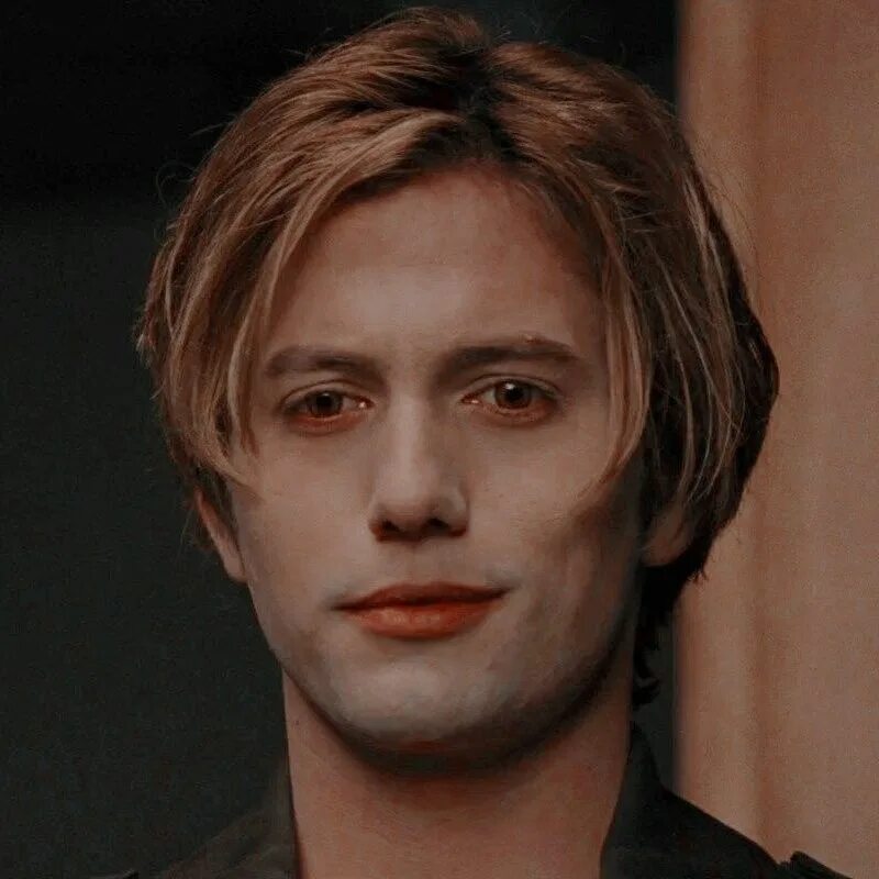 Джексон рэтбоун сумерки. Джаспер хейл. Парень элис. Джаспер хейл сумерки. Джаспер уитлок.