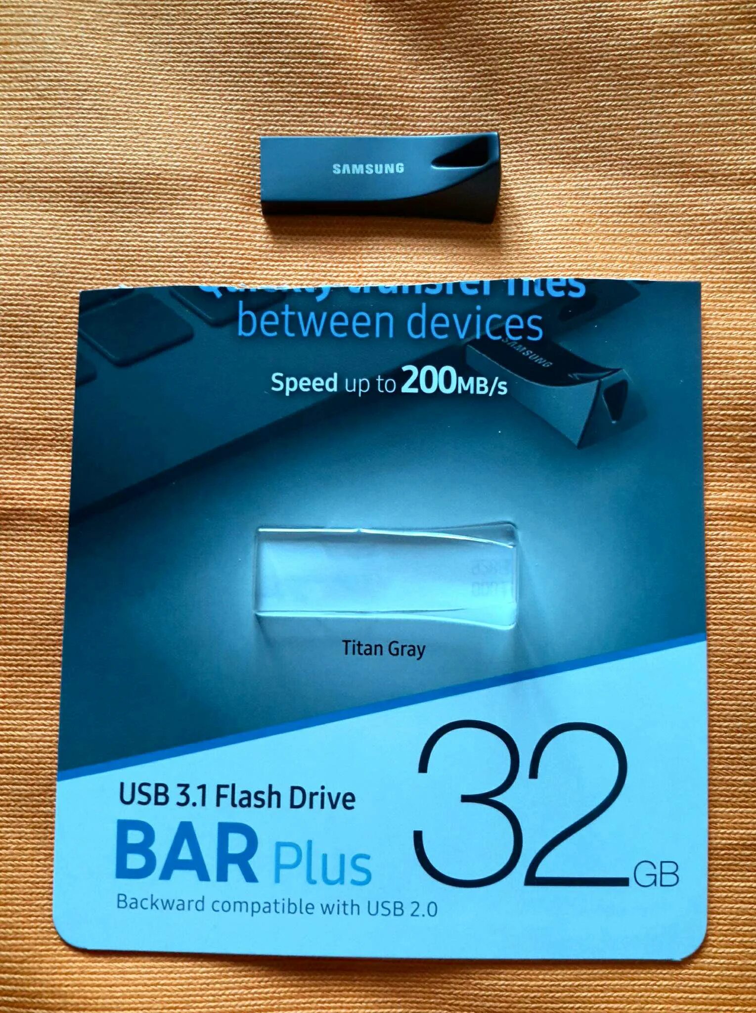 Флеша карты samsung. USB Flash 256 ГБ Samsung Bar Plus. Флешка Samsung 32gb. USB Flash 32 ГБ Samsung Bar Plus. Samsung Bar Plus 8 GB.