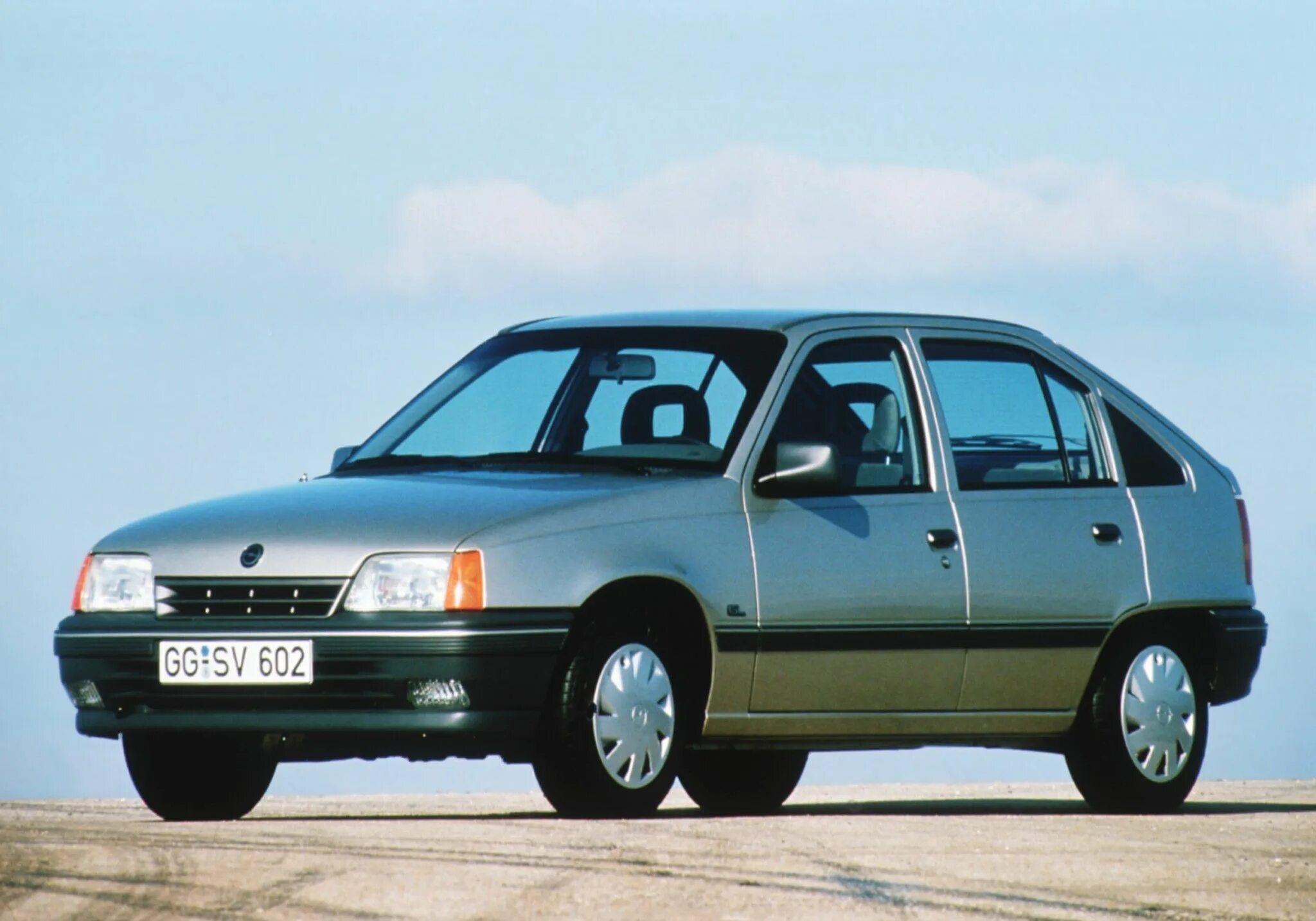 Opel kadett 3. Opel kadett 1984. Опель кадет 1986 седан. Opel kadett e. Опель кадет 1989 седан.