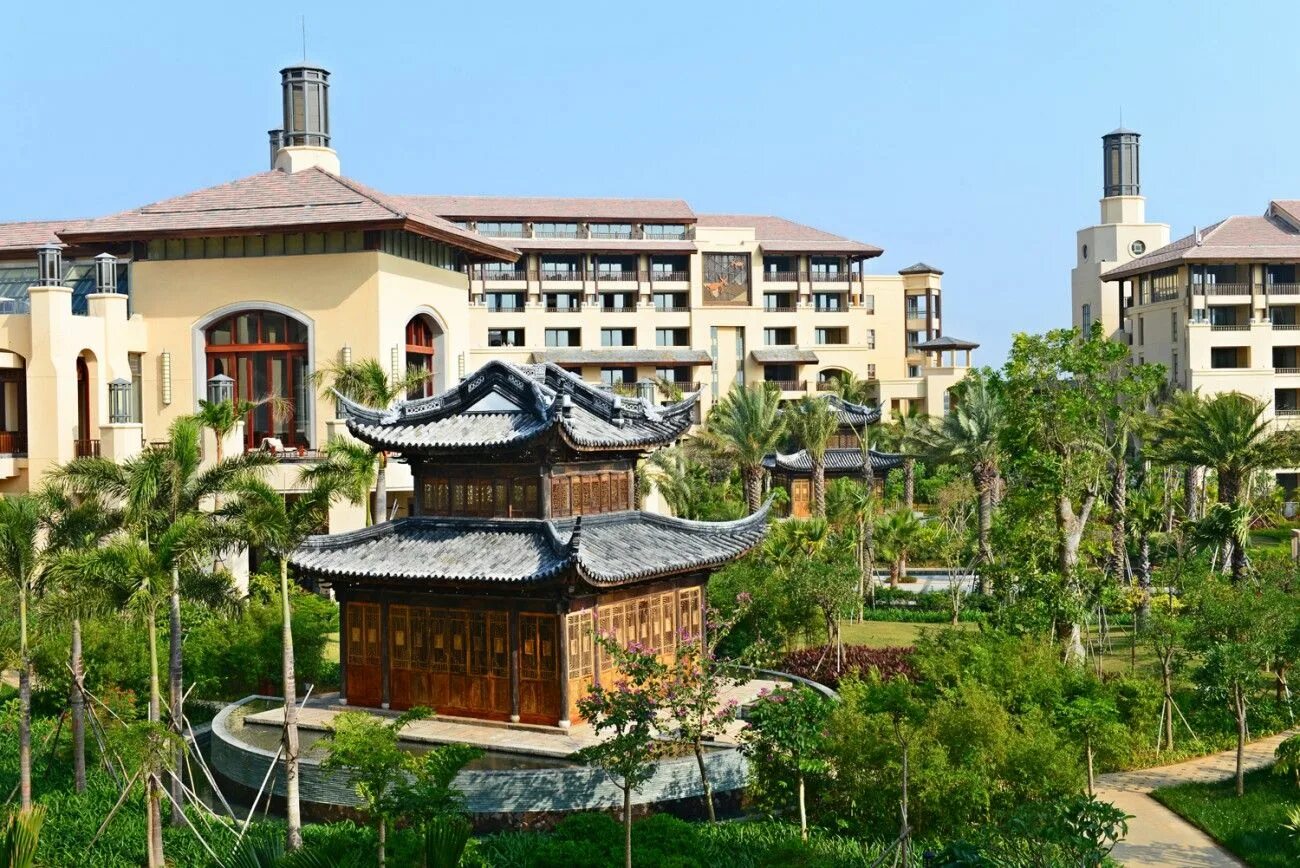 Wanda realm resort sanya. Кемпински китай. haitang bay санья. шератон санья. kempinski hotel sanya.