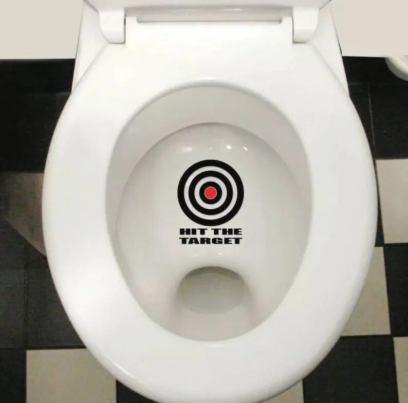 Как мальчикам писать в унитаз. Мишень в унитаз для мальчиков. Прицел для унитаза. Наклейка в унитаз для мальчиков мишень. Цель в унитаз наклейка