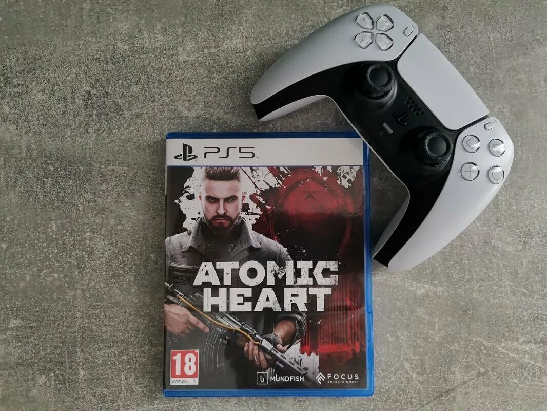 Кассеты атомик харт. Atomic Heart досье. Диорама Атомик Харт. Робосеки Atomic Heart. Визит Атомик Харт.