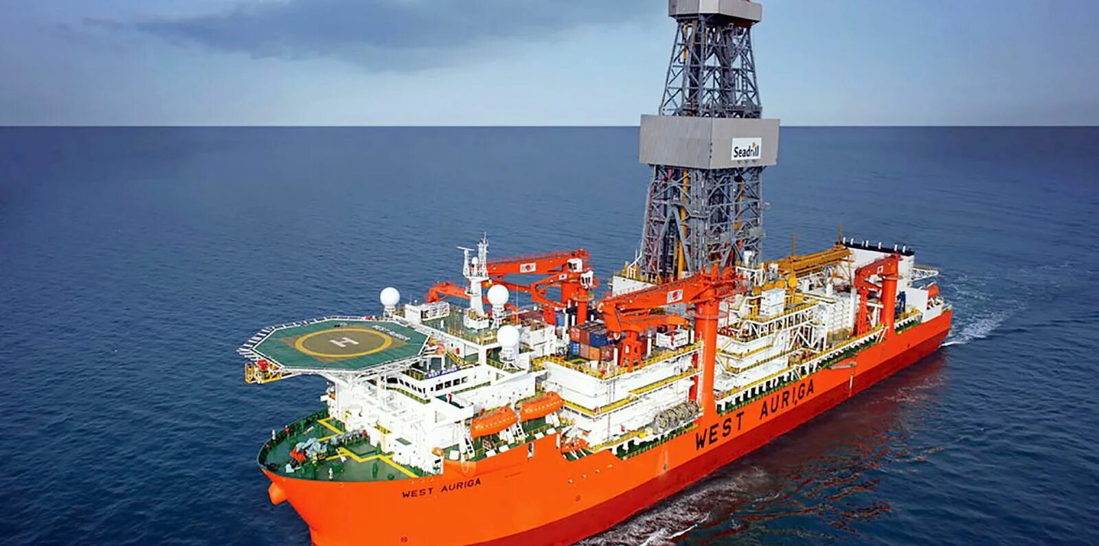 Буровой корабль. Drillship. Буровое судно. Буровое судно в море. Rig судно.