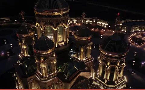 Храм вооруженных сил ночью