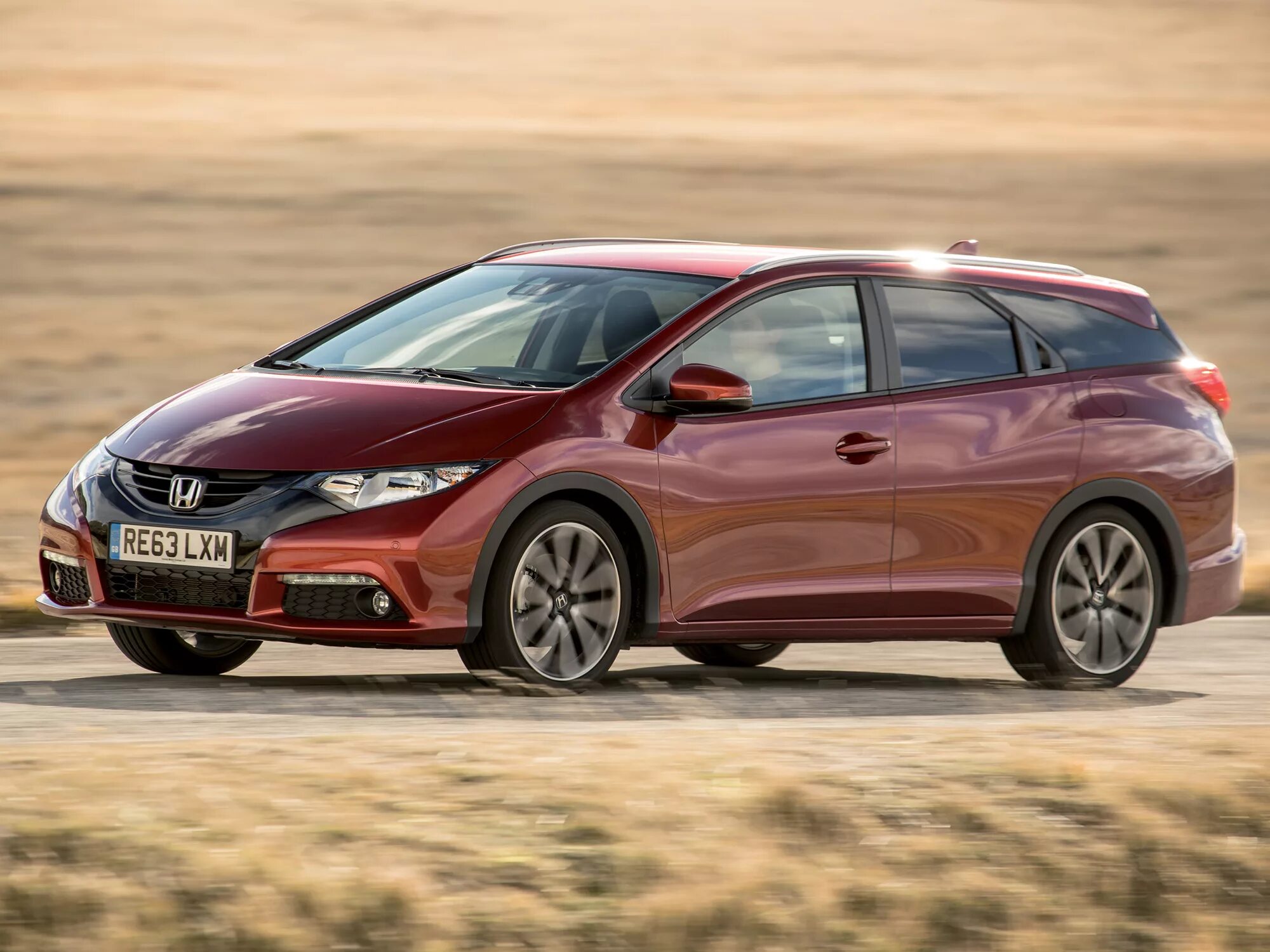 Хонда универсал. Honda Civic Tourer 2013. Honda Civic Tourer 2017. Honda Civic универсал. Honda Civic Tourer 2014.