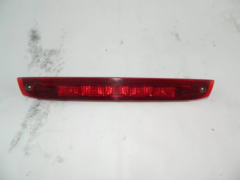 доп стоп сигнал ford focus 2 rs. лампа стоп сигнала форд фокус 2 2007 седан. светодиодный третий стоп сигнал форд фокус 2. задний стоп сигнал форд фокус 2 хэтчбек. Cтоп сигнал ford focus2.