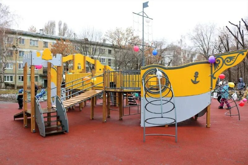 детские площадка в раменском. удельный парк спортплощадка. парк молодежный самара детская площадка. детские площадки 2023. детская площадка 2023.