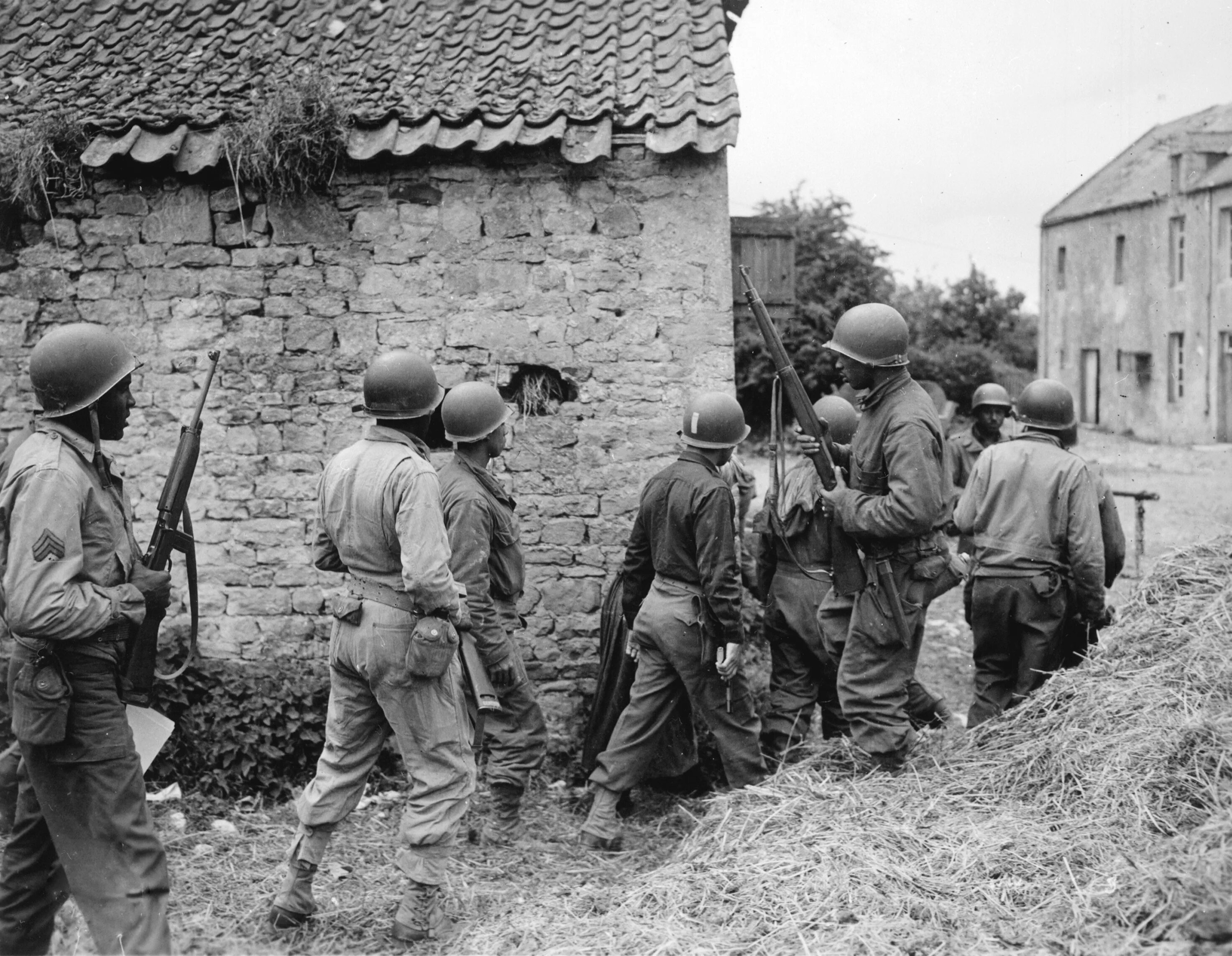 Фотографии второй мировой войны. Американские солдаты второй мировой войны в Нормандии. Американские войска во Франции 1944. 2 Я мировая война.