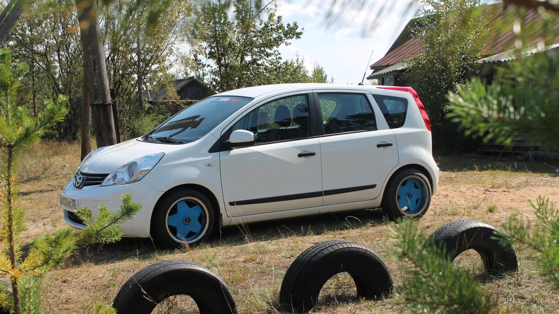 Диски ноут. Nissan Note r16. Ниссан ноут r15. Nissan Note 2012 r15. 195/55 R16 Nissan Note.