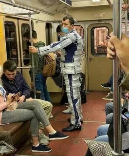 Приколы в метро