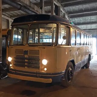 Автобус зил