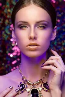 Purple make