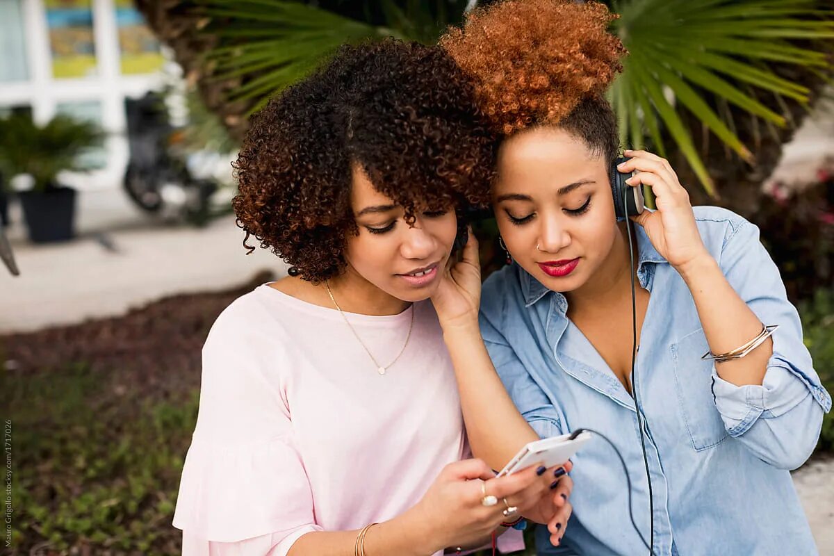 Best friends listening