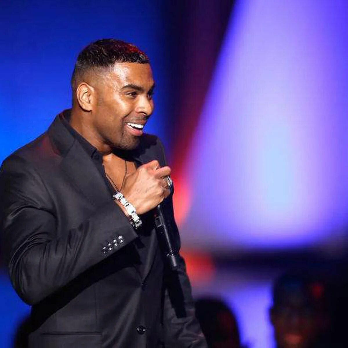 Ginuwine. Pony Ginuwine певец. Ginuwine Vevo. Ginuwine the Bachelor  1995. Ginuwine's pony