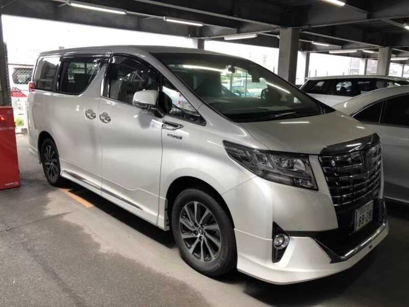 Тойота альфард 2022 гибрид. Тойота альфард гибрид 2017. Toyota Alphard Hybrid 2.5. Toyota Alphard Hybrid 2.5 Executive Lounge. Alphard гибрид