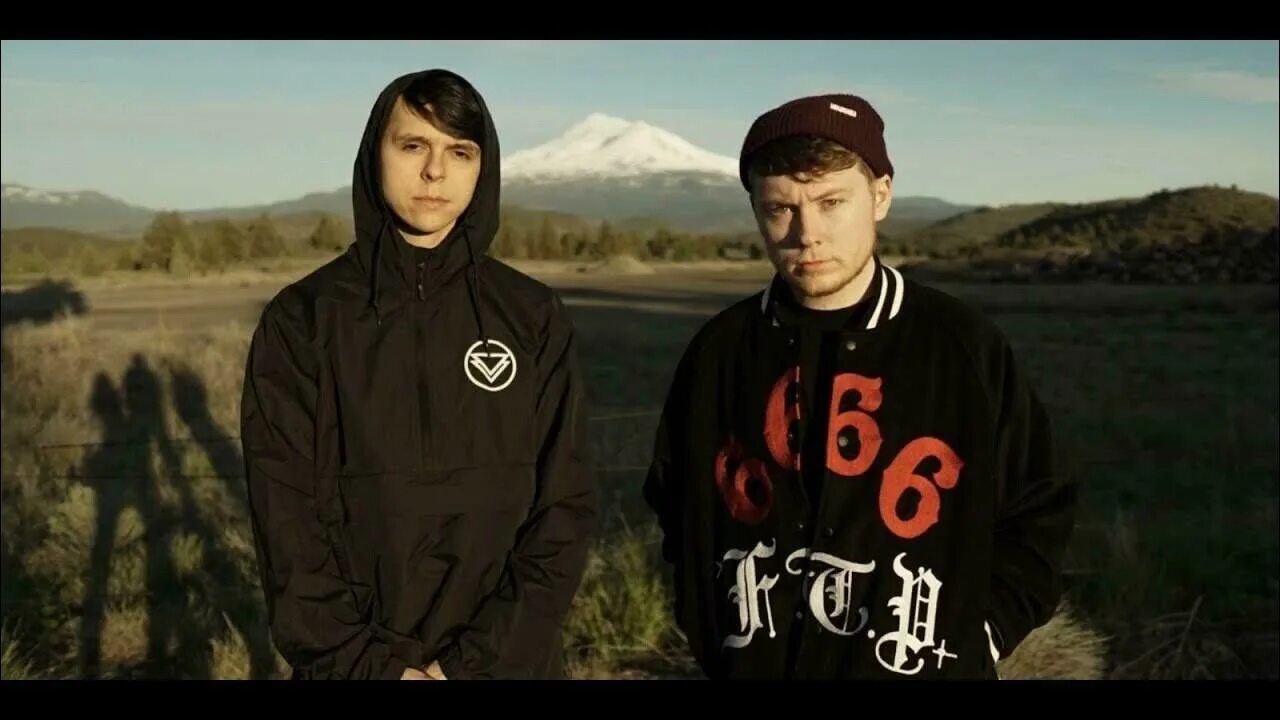 Josh a jake hill. Josh a jake hill save our souls. iamjakehill вики. iamjakehill josh a. josh a фото.