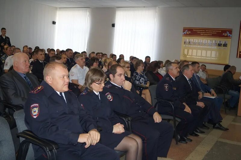 ОВД Первомайского района Оренбургской области. МВД Первомайского района Оренбургской области начальник. Прокуратура Красноселькупского района. Полиция Первомайского района. Мвд россии первомайский