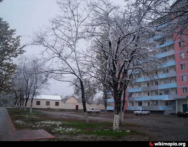 Улица мамсурова владикавказ. Ул мамсурова. Фудмен владикавказ. Ул мамсурова. Грозный ул мамсурова.