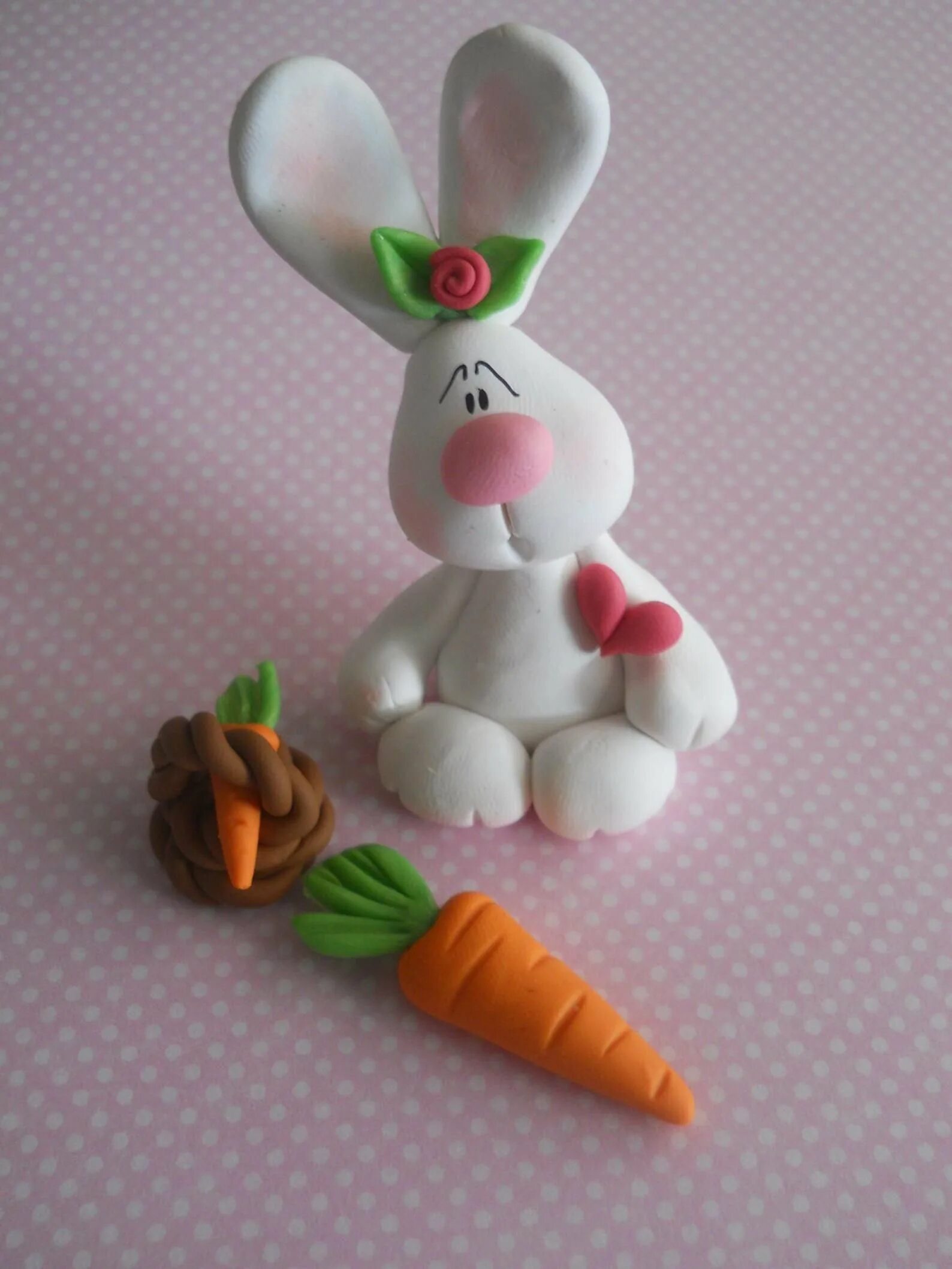 Фигурки для лепки. Лепка из пластилина заяц в средней группе. Идеи для поделок из воздушного пластилина. Лепим зайца. Лепим зайца.