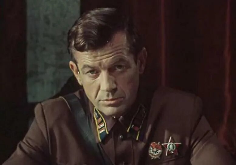 Шплинт бандитский петербург. Владислав качура. Актер г ф. Актер г ф. Актер г ф.