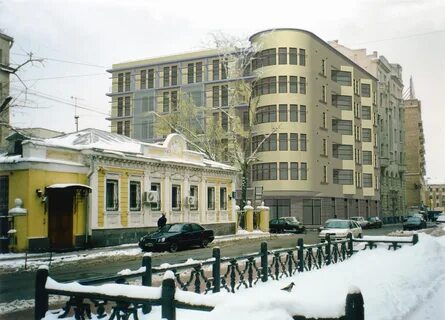 Дом на углу улицы