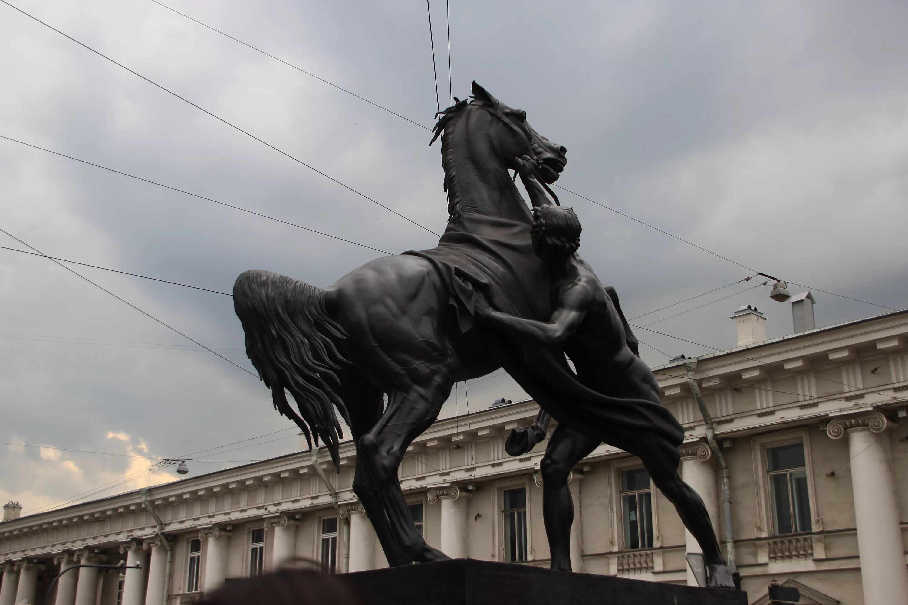 Петр клодт скульптор. Пётр карлович клодт кони. П клодт скульптор. П клодт скульптор. П клодт скульптор.