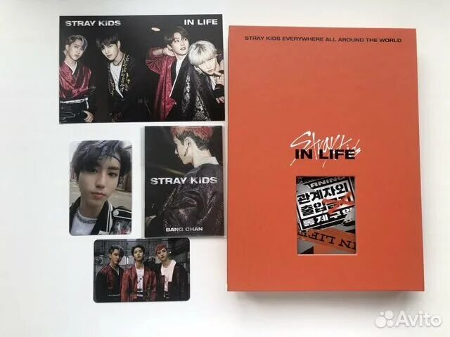 Stray kids no easy альбом. Альбом стржй килс микстейп. Оригинальный альбом стрей кидс. No easy stray kids 2 альбом. Альбомы stray.