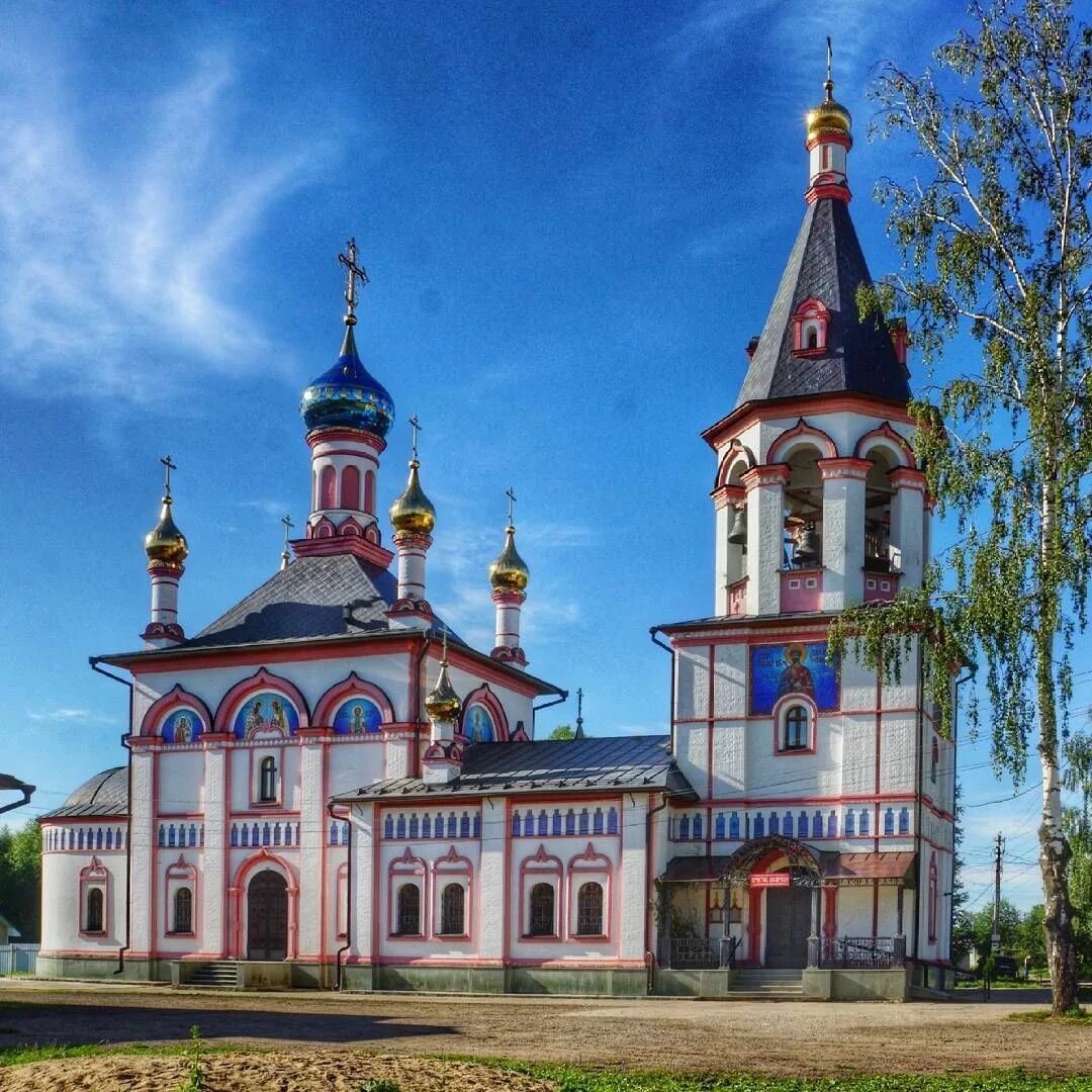 Богородицко-сретенский монастырь переславль. Церкви переславля-залесского. Переславль-залесский сретенский новодевичий монастырь. Церковь иконы божией матери знамение, переславль-залесский. Знаменская церковь переславль-залесский.