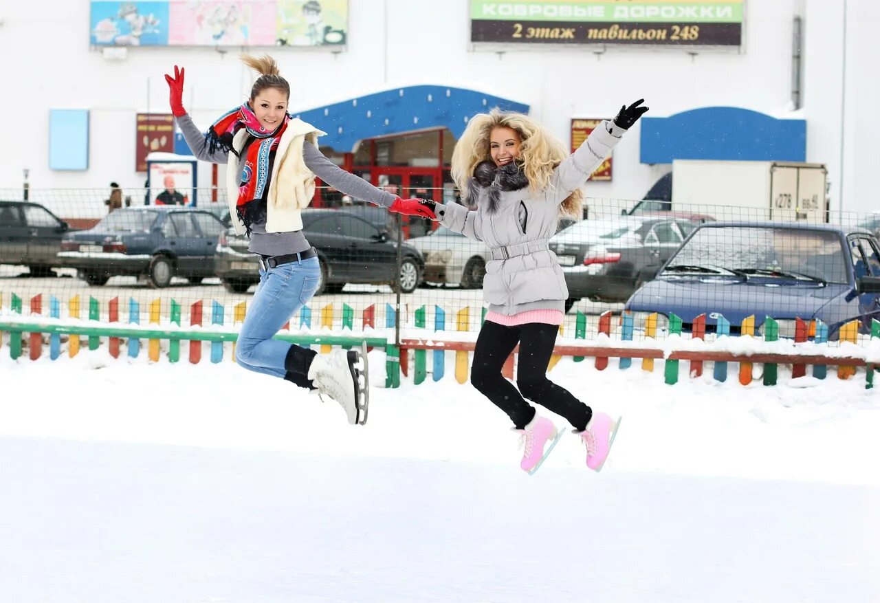 Стадион авангард красноармейск. Красноармейск улица академика янгеля 35. Красноармейск улица академика янгеля 35. Прайд каток волгоград красноармейский. Каток красноармейск московская область.