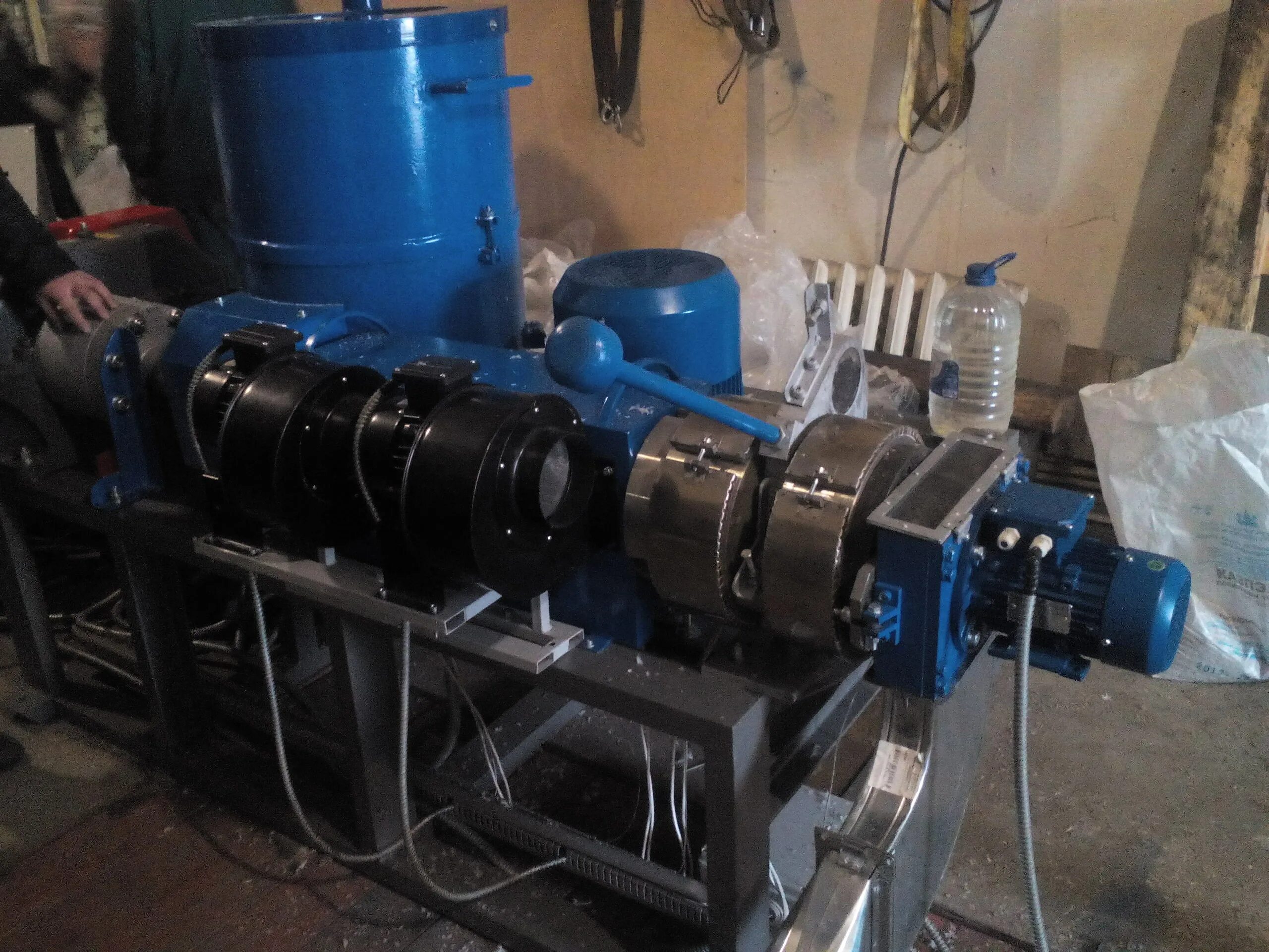 гранулятор sj 140/120. упак 4 гранулятор полимеров. гранулятор упак 030 вт-03м. упак 4. упак 4.