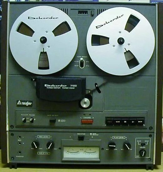 Электроника 001 магнитофон катушечный. Магнитофон 1989 года. Dokorder. Dokorder 8140 отзывы.