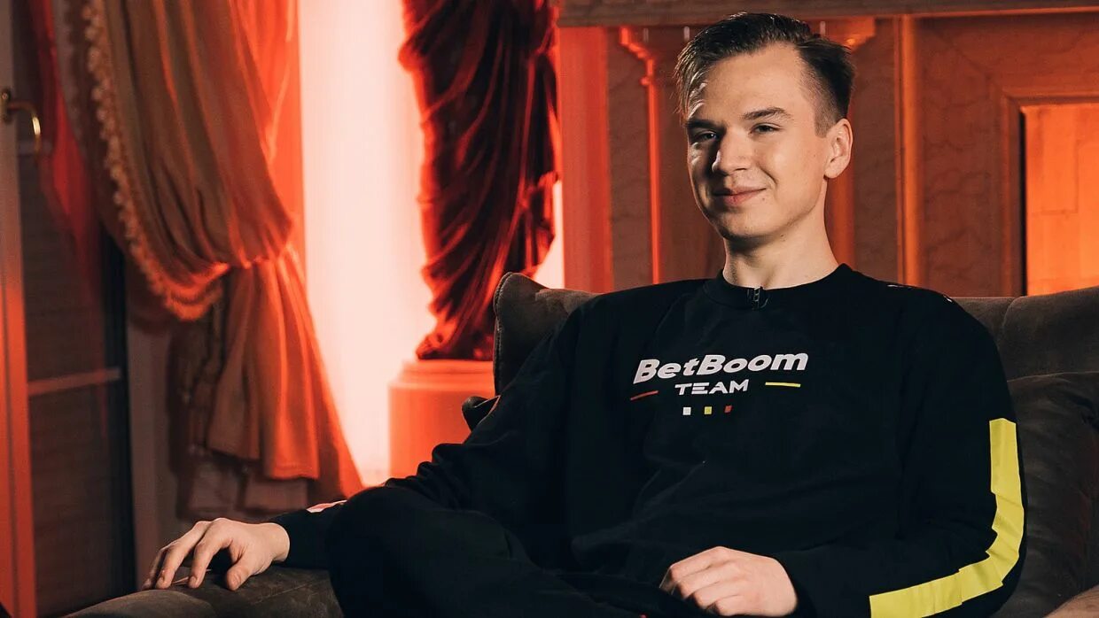 Betboom команда. Pure игрок дота 2. Pure игрок дота 2. Москаленко pure. Pure проигрок.
