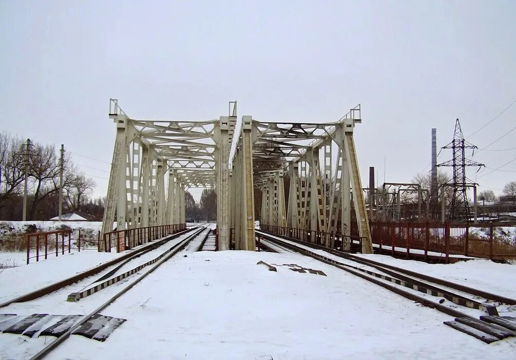 Луганск мост. Мост северский донец луганская область. Мост виадук луганская область. Кировск украина луганская область. Луганский мост тагил.