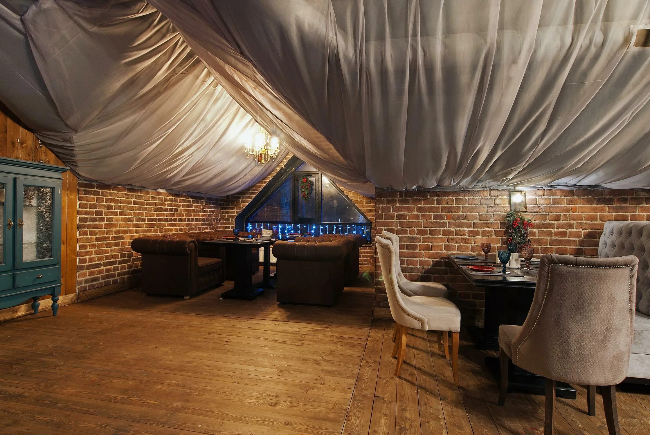 Фореста дмитров ресторан. Forest lounge речной вокзал. ресторан форест речной вокзал. лаунж кафе форест дмитров. ресторан форест лаунж на речном вокзале.