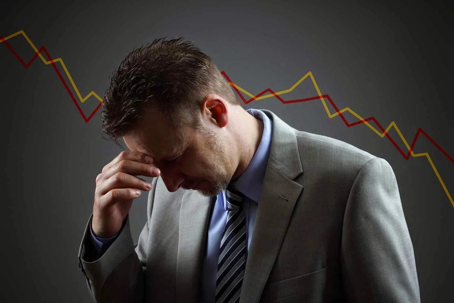 Инвестиции в фондовый рынок. Спад экономики. Инвестиции. Economic losses. Экономический кризис.