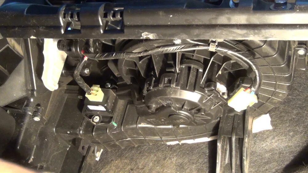 Киа спортейдж печка дует холодным LkbAuto.ru
