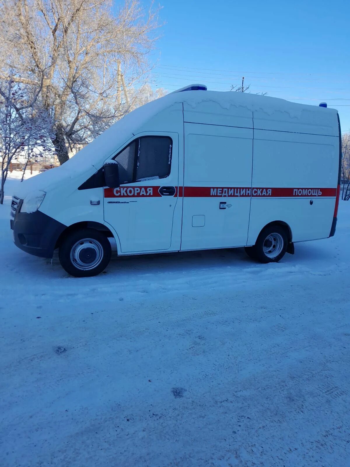 Больница южноуральск. Машина скорой помощи. Южноуральская больница. Больница машина.