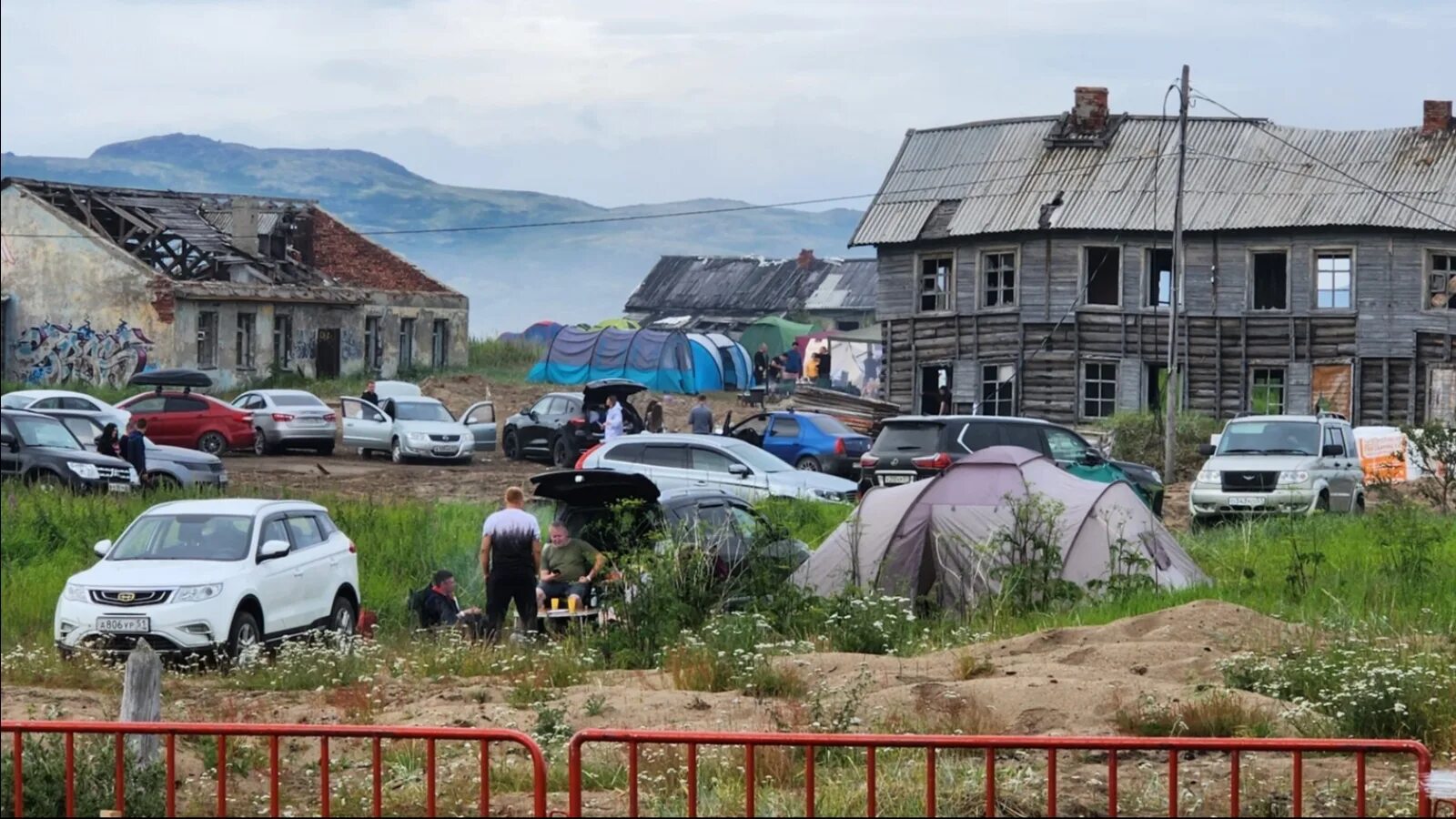 Свой дом в арктике мурманск. Программа свой дом в арктике 2023. Жилье в арктике. Свой дом в арктике. Программа свой дом в арктике 2023.