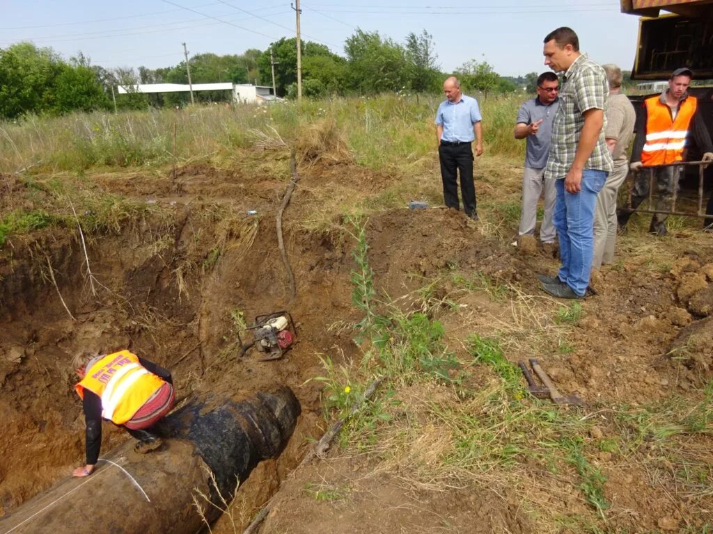 бреус сергей александрович гуп ро урсв. водоканал новошахтинск. гуп ро урсв чеботаев д. главный инженер филиала шахтинский гуп ро урсв. авария на водоводе в шахтах.