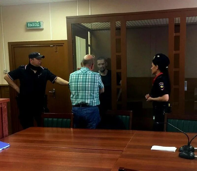 суд. судья санкт петербурга рада. нижегородский областной суд фото. василий саввон. зал суда.