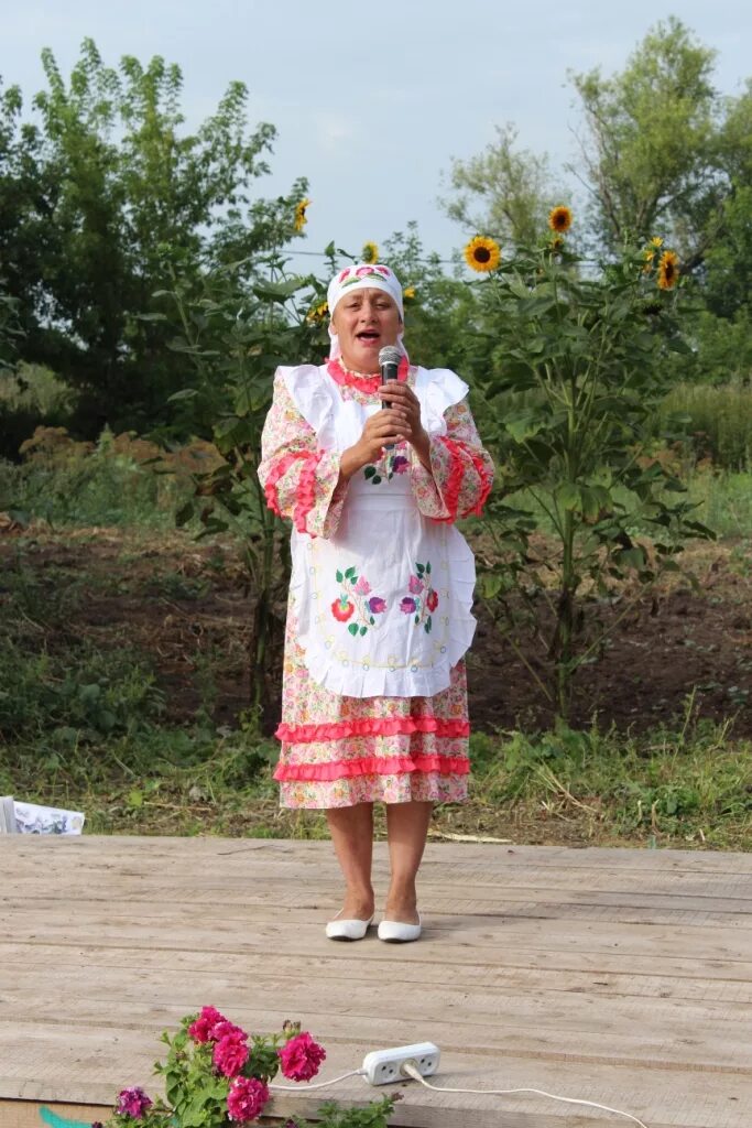 Погода в старомукменево. Погода в старомукменево. Старомукменево день села 2022 колодис близнецов танцы. Погода в старомукменево. Село старомукменево оренбургская область.