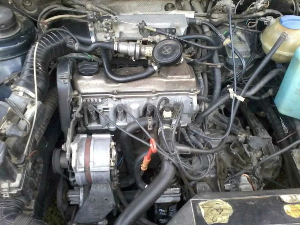 Vw passat b3 1.8. Фольксваген пассат б3 1.8. volkswagen passat b3 1.8 инжектор 2e. мотор на фольксваген пассат б3 2е. volkswagen passat b3 2.0 инжекторный.