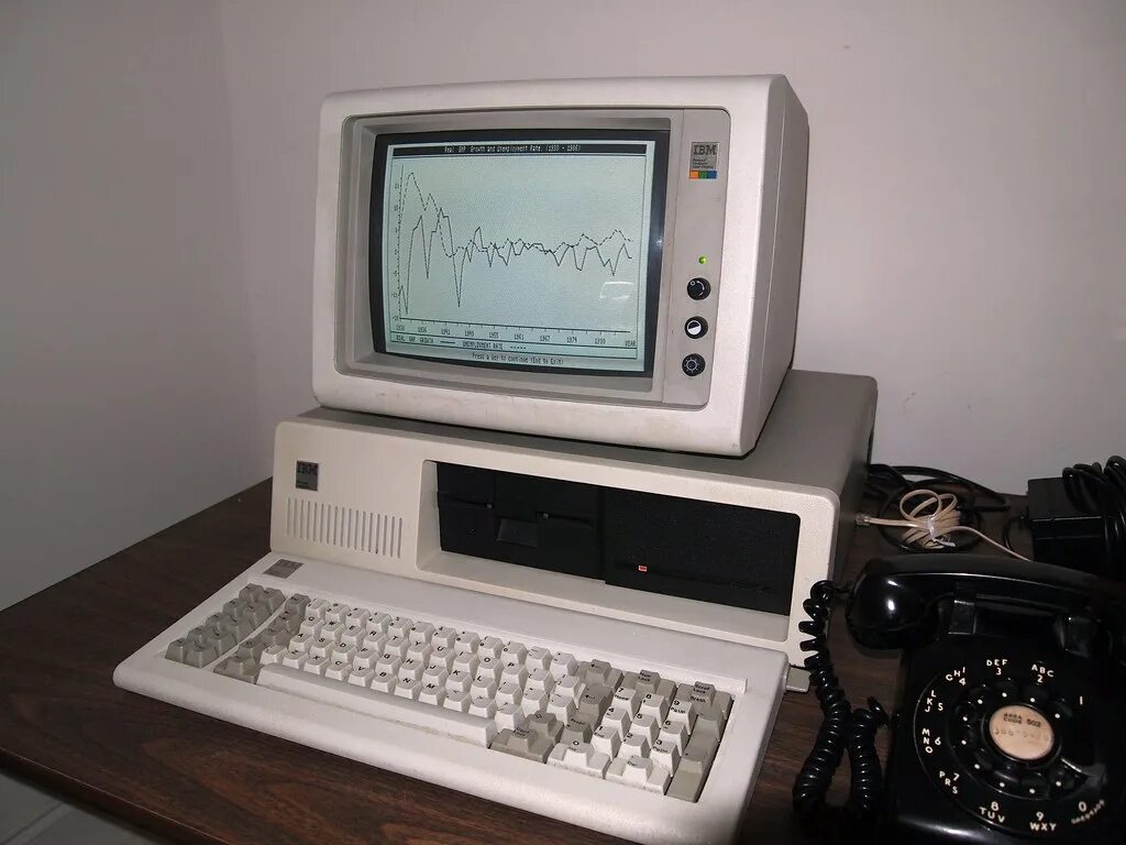 Ibm модели. ПК IBM 5150. Компьютер IBM PC 5150. Первый персональный компьютер IBM 5150. IBM PC 5150 1981.