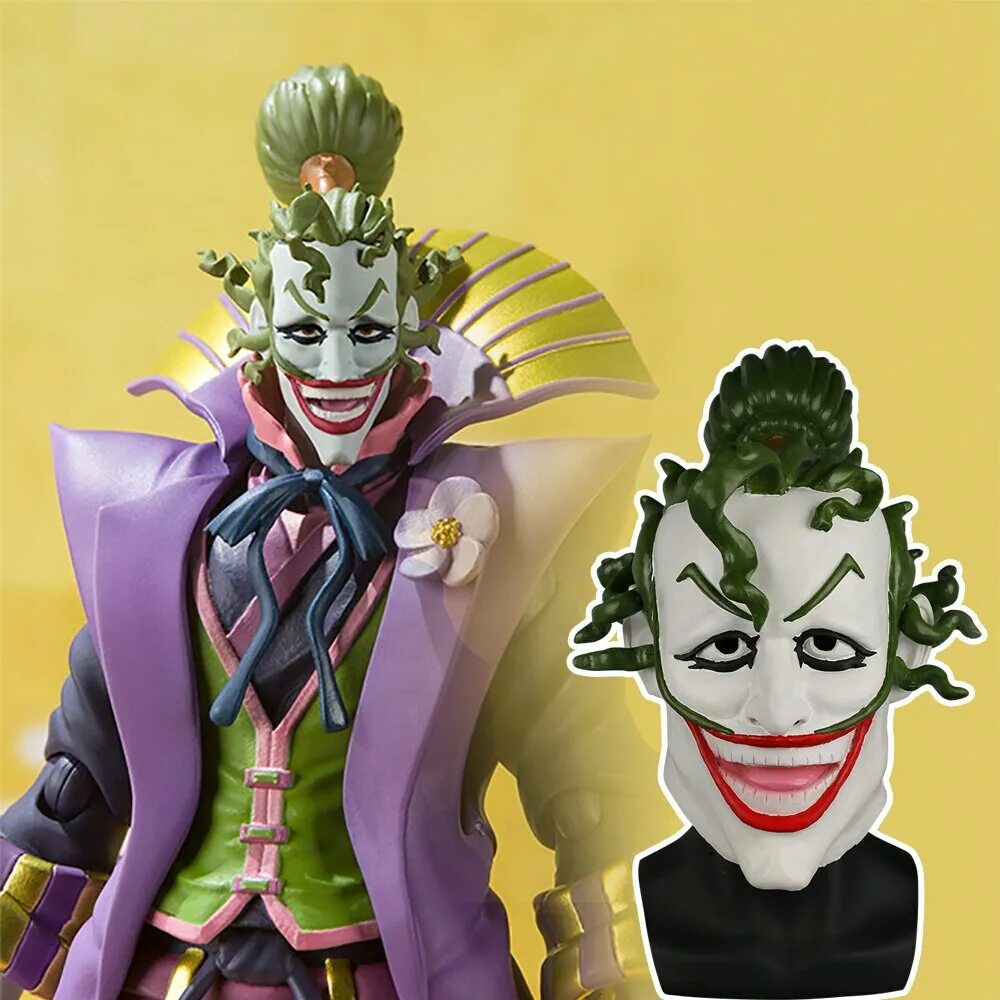 Джокер маска 2. Шлем Джокер. Бэтмен ниндзя Джокер. Мотоциклетный шлем Джокер. Batman Ninja 2018 Joker.
