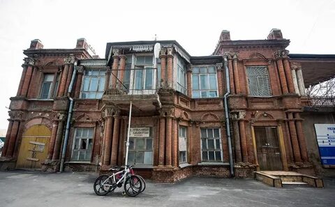 Реставрация рядом
