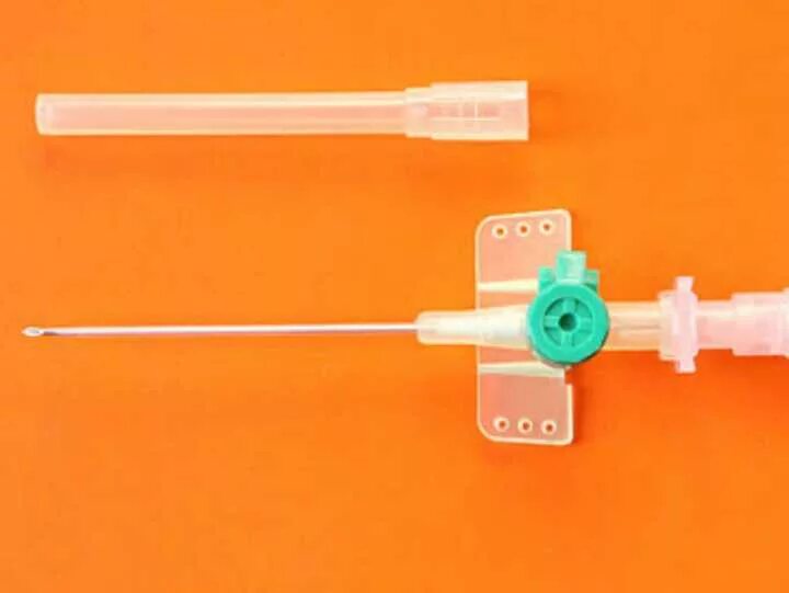 венозный катетер бронюлька. катетер периферический 20g. катетер канюля g16. катетер лекарство. катетер лекарство.
