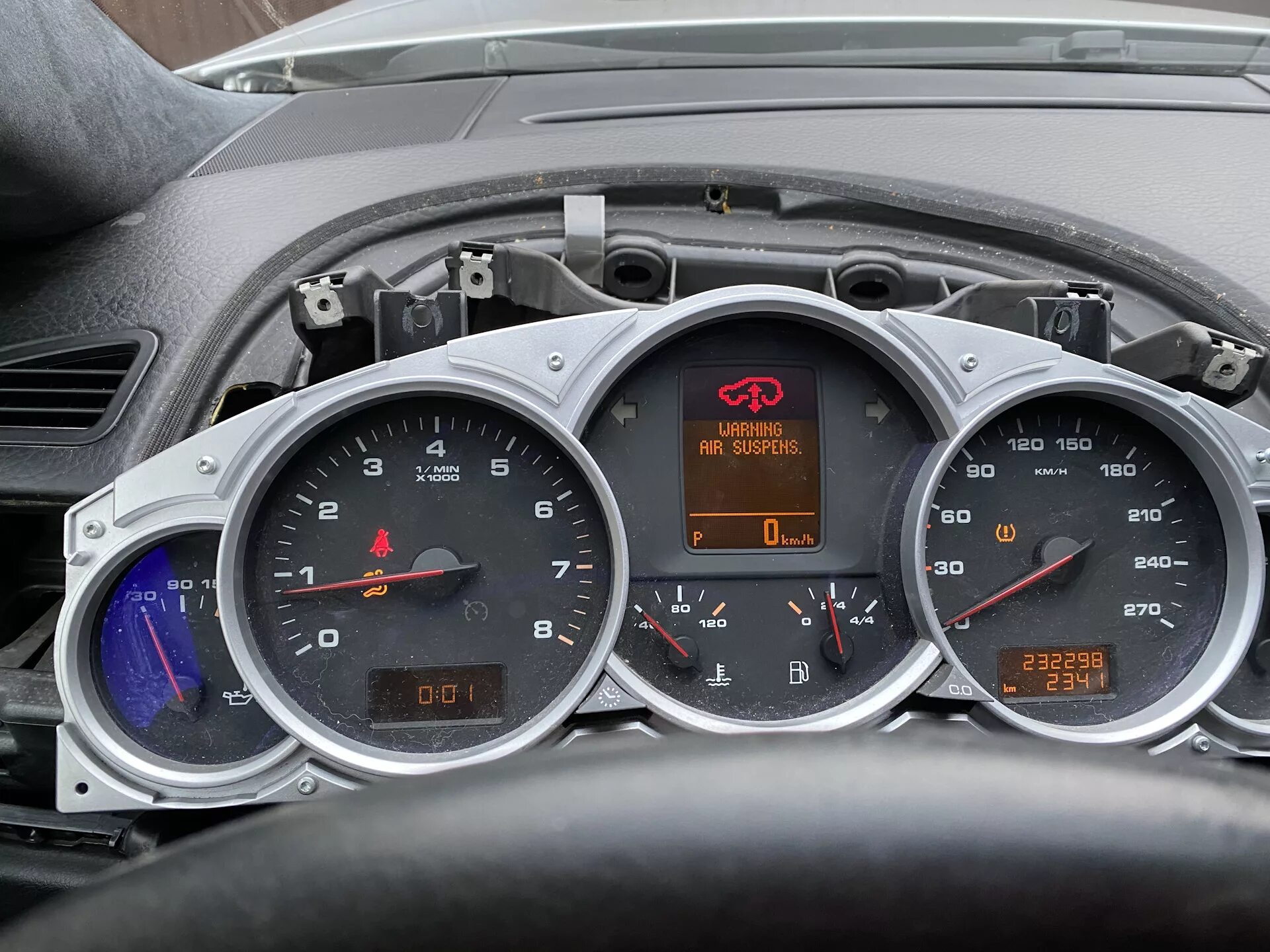 Ошибки porsche cayenne. Приборная панель порше кайен 955. приборная панель porsche cayenne 957. приборка порше кайен 957. панель приборов cayenne 955.