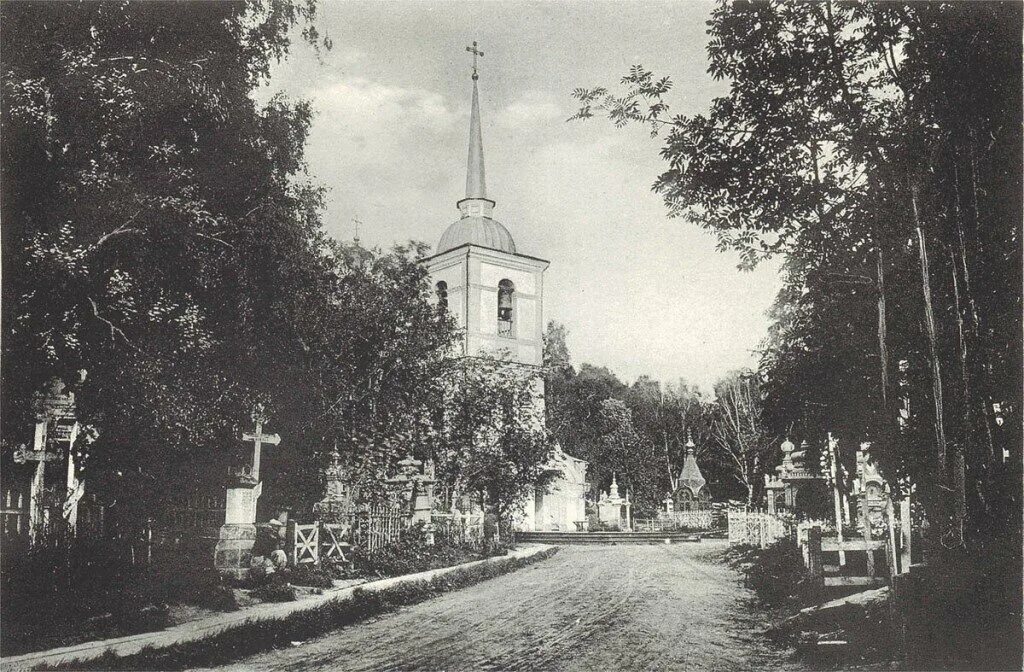Вознесенская церковь томск. Церковь успения пресвятой богородицы иваново. Старое кладбище вологда. Кладбищенская церковь. Церковь георгия победоносца на средней рогатке.