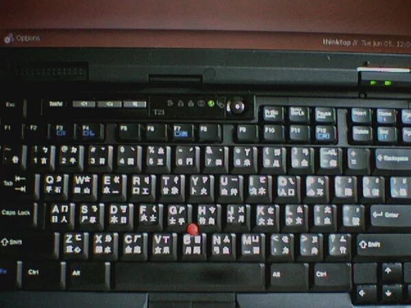 китайский ноутбук. ноутбук китайский 13 дюймов. ноутбуки из китая. макбук с китайской клавиатурой. ноутбук на китайском языке.