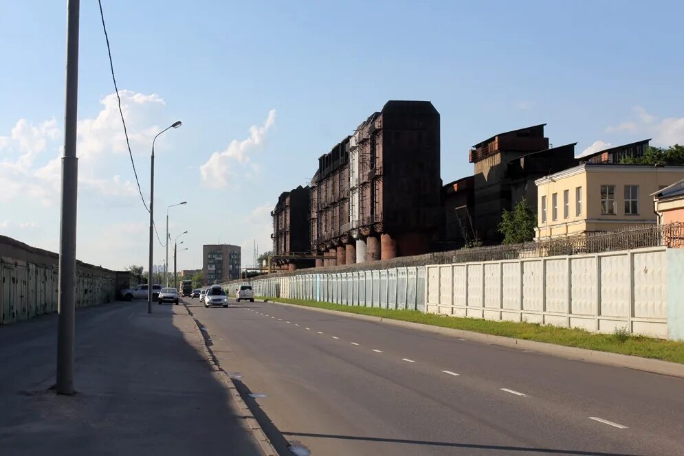 Улица золотистая. Золотая улица (Москва). Завод на золотой улице Москва. Москва, Золотая улица, 11. Трубы на золотой улице.